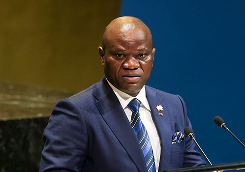 PE2904_gabonpres_home.jpg